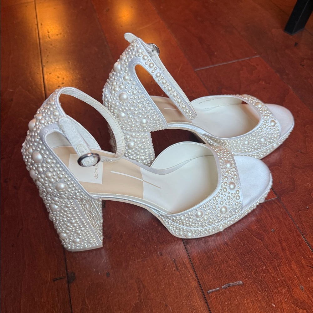Dolce Vita Pandro Pearl White Block Heels